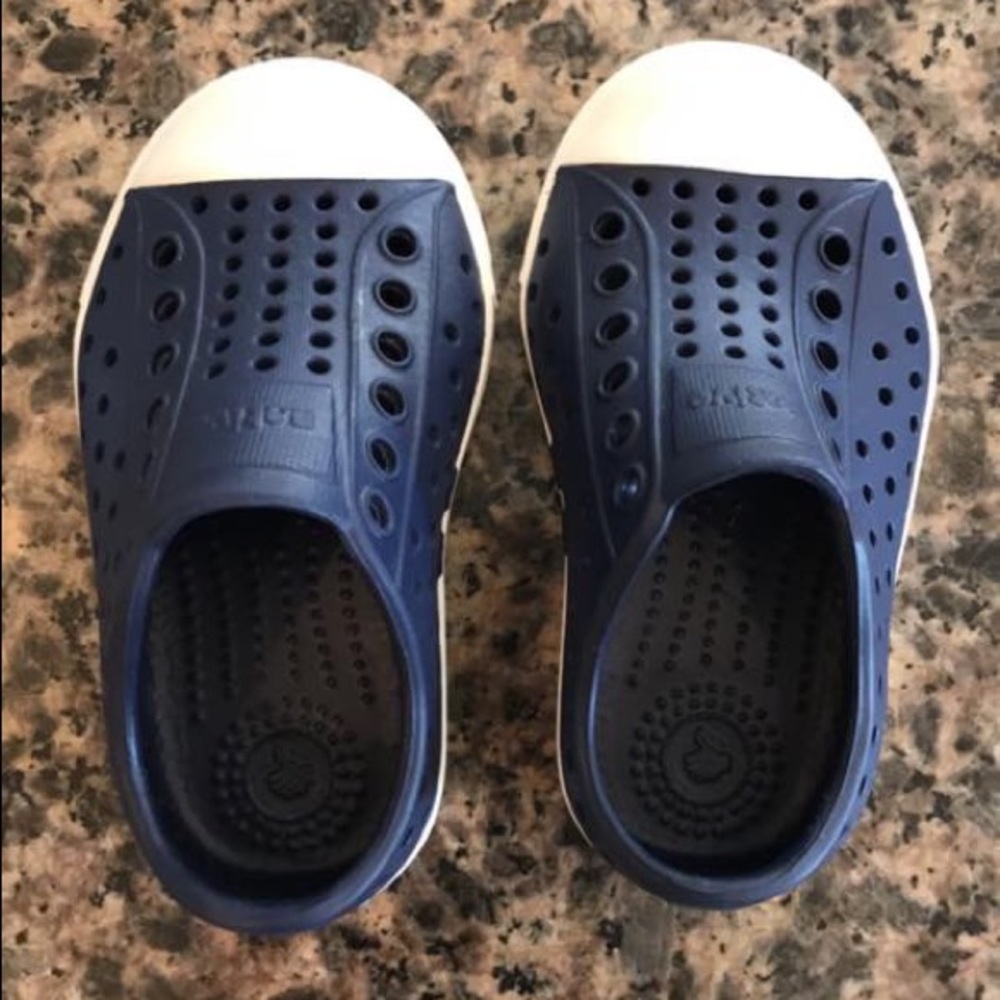 Toddler size 5 Native Shoes